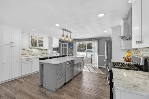 4 Nicole Lane Johnston RI 02919