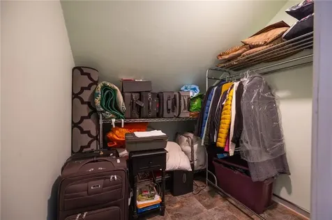 30 Edgemere Avenue Providence RI 02909