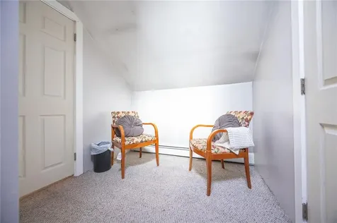 30 Edgemere Avenue Providence RI 02909