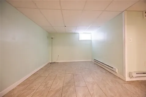 30 Edgemere Avenue Providence RI 02909