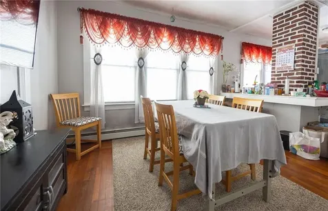 30 Edgemere Avenue Providence RI 02909