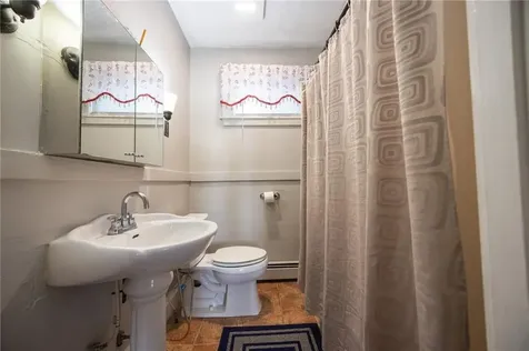 30 Edgemere Avenue Providence RI 02909