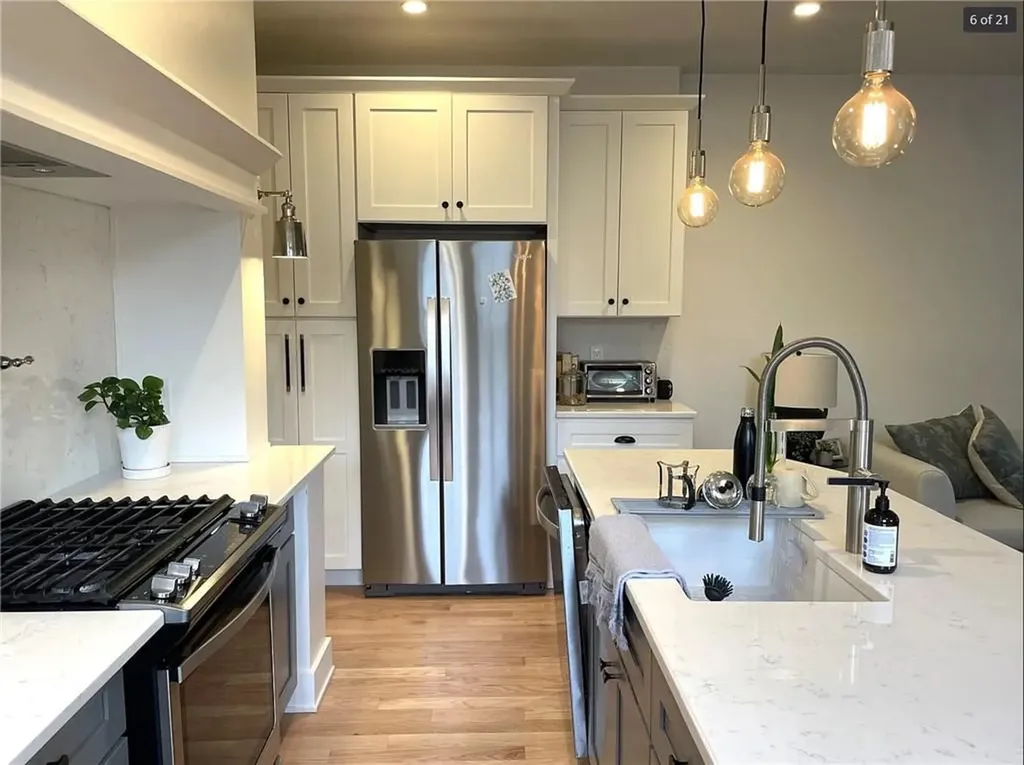 137 Almy Street Providence RI 02909