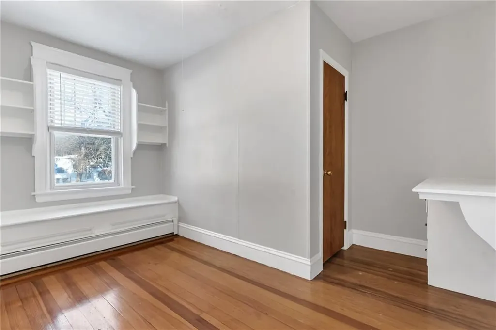 19 Sherwood Avenue North Providence RI 02911