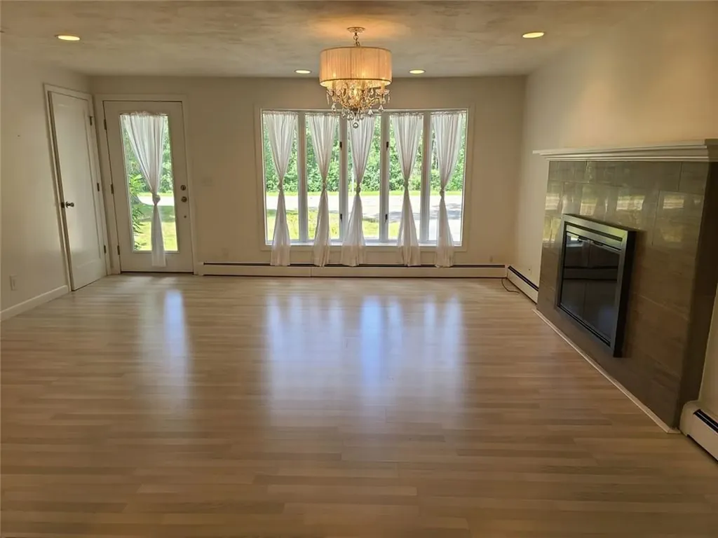 426 South County Trail Exeter RI 02822