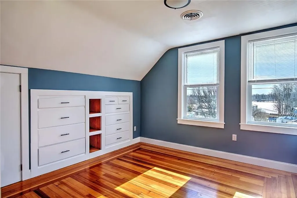 45 Gordon Street Cranston RI 02910