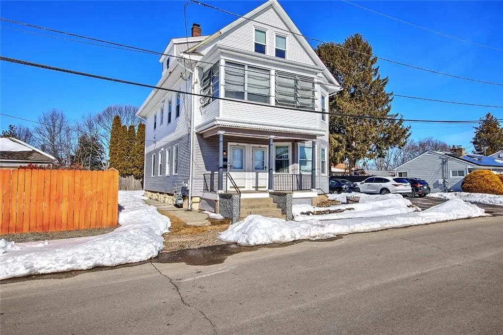 45 Gordon Street Cranston RI 02910