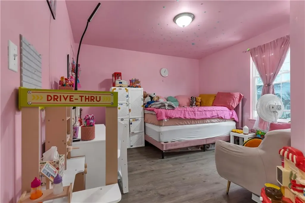 71 Colfax Street Providence RI 02905