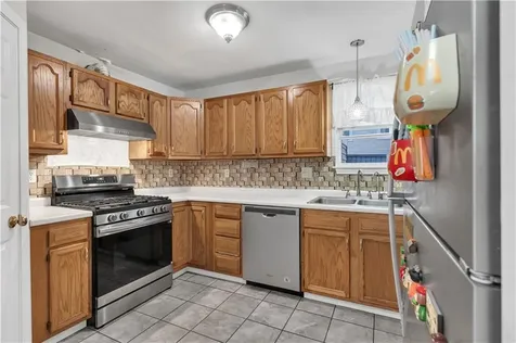 71 Colfax Street Providence RI 02905