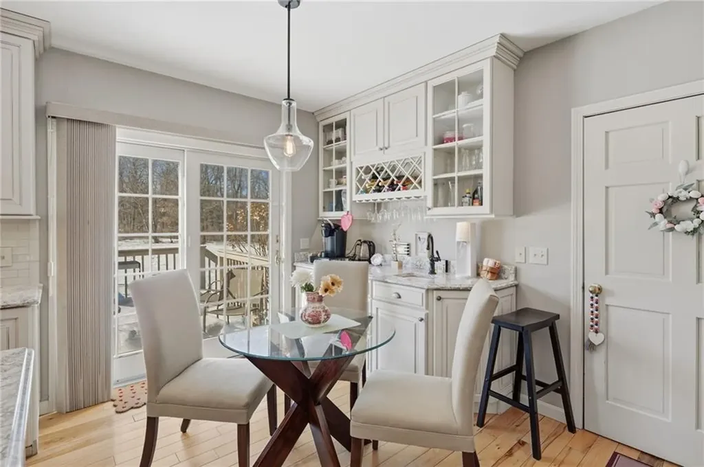 80 Swan Road Smithfield RI 02917