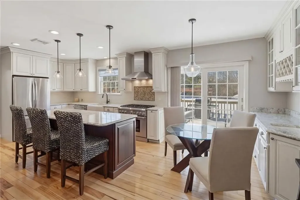 80 Swan Road Smithfield RI 02917