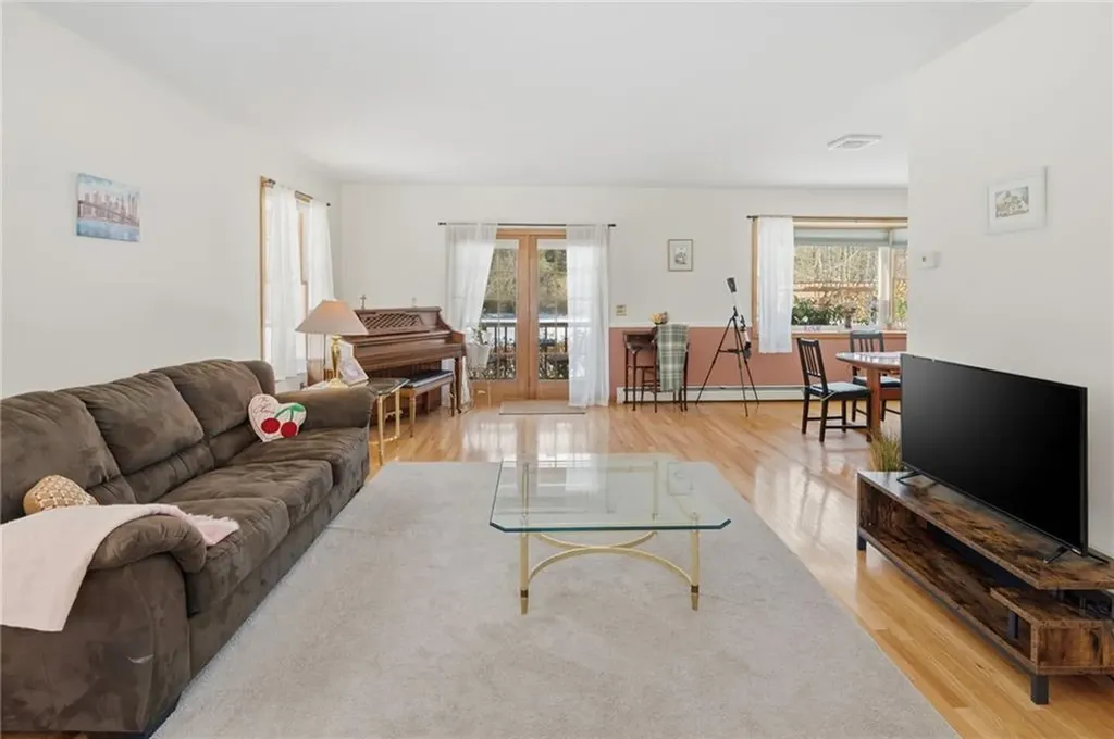 80 Swan Road Smithfield RI 02917