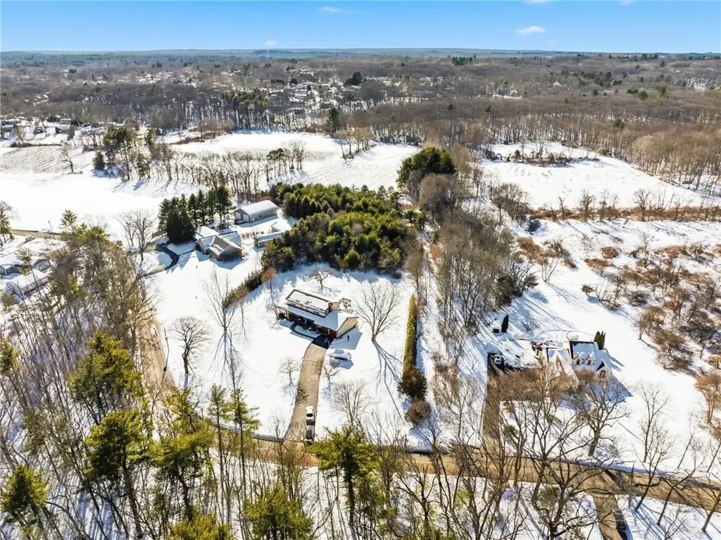 80 Swan Road Smithfield RI 02917