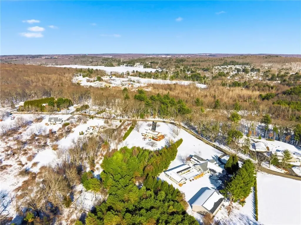 80 Swan Road Smithfield RI 02917