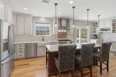 80 Swan Road Smithfield RI 02917