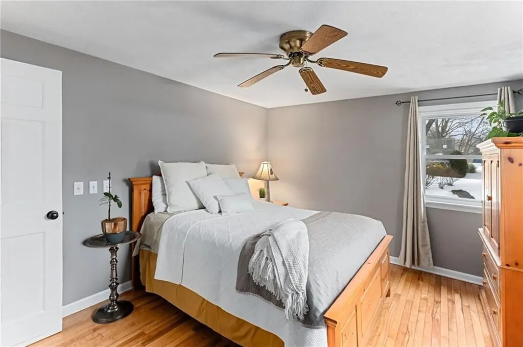 327 Beachwood Drive Warwick RI 02818