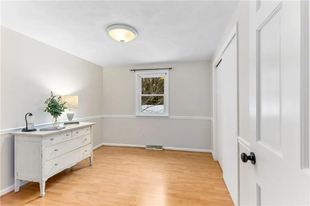 327 Beachwood Drive Warwick RI 02818