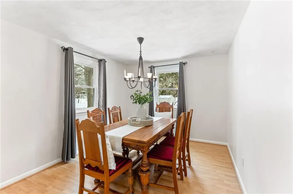 327 Beachwood Drive Warwick RI 02818