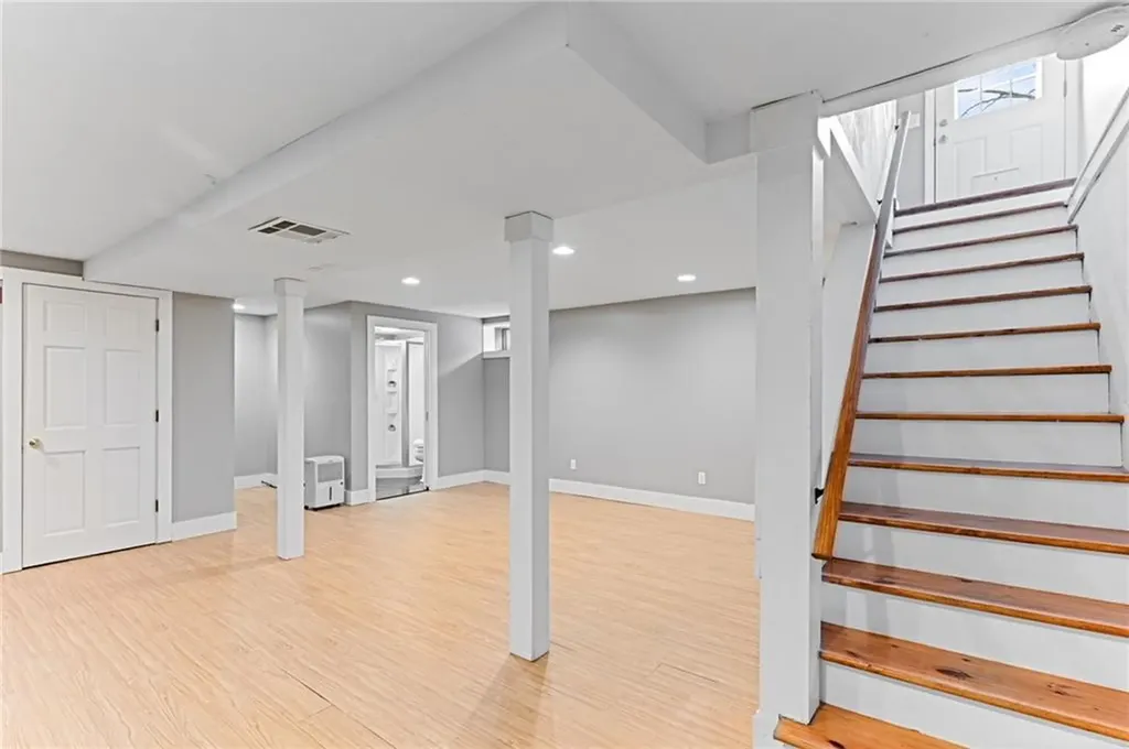 327 Beachwood Drive Warwick RI 02818