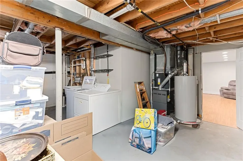 327 Beachwood Drive Warwick RI 02818