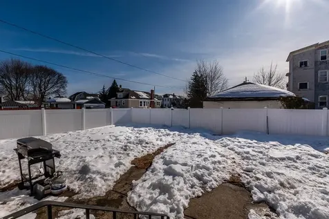 43 Warwick Road Pawtucket RI 02861