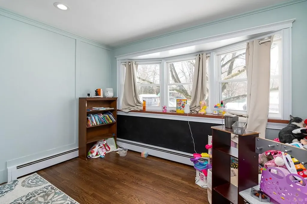 105 Florence Street Tiverton RI 02878