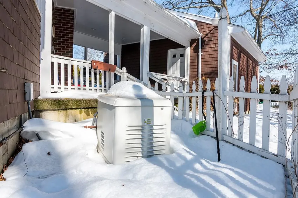 105 Florence Street Tiverton RI 02878