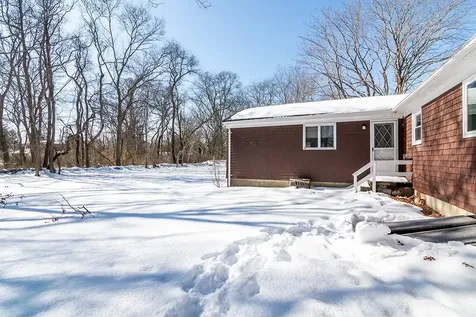 105 Florence Street Tiverton RI 02878