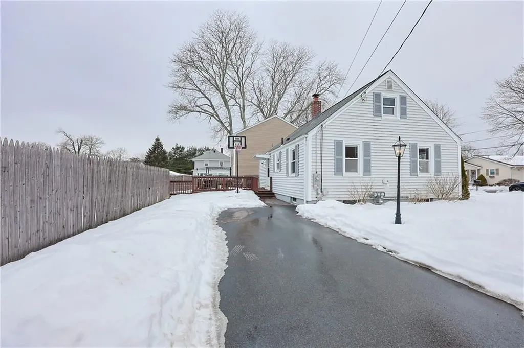 5 Keane Street Lincoln RI 02865