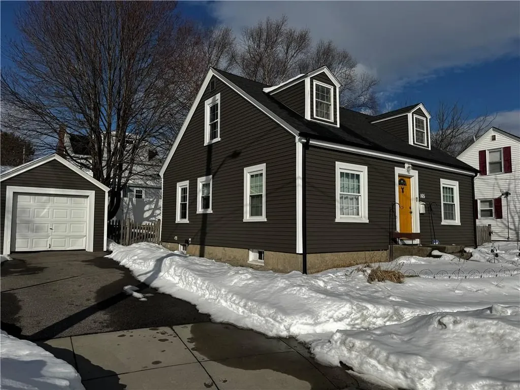 165 Whitford Avenue Providence RI 02908