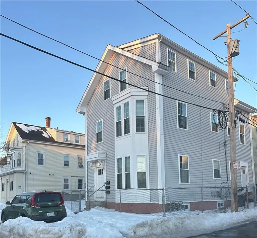 25 Candace Street Providence RI 02908