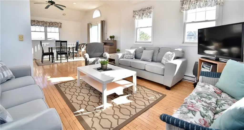 432 Atlantic Avenue Westerly RI 02891