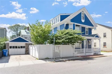 21 Division Street Newport RI 02840