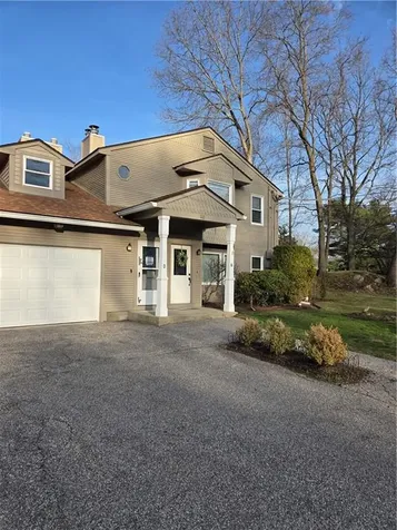 38 Stone Trail North Providence RI 02904