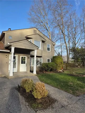 38 Stone Trail North Providence RI 02904