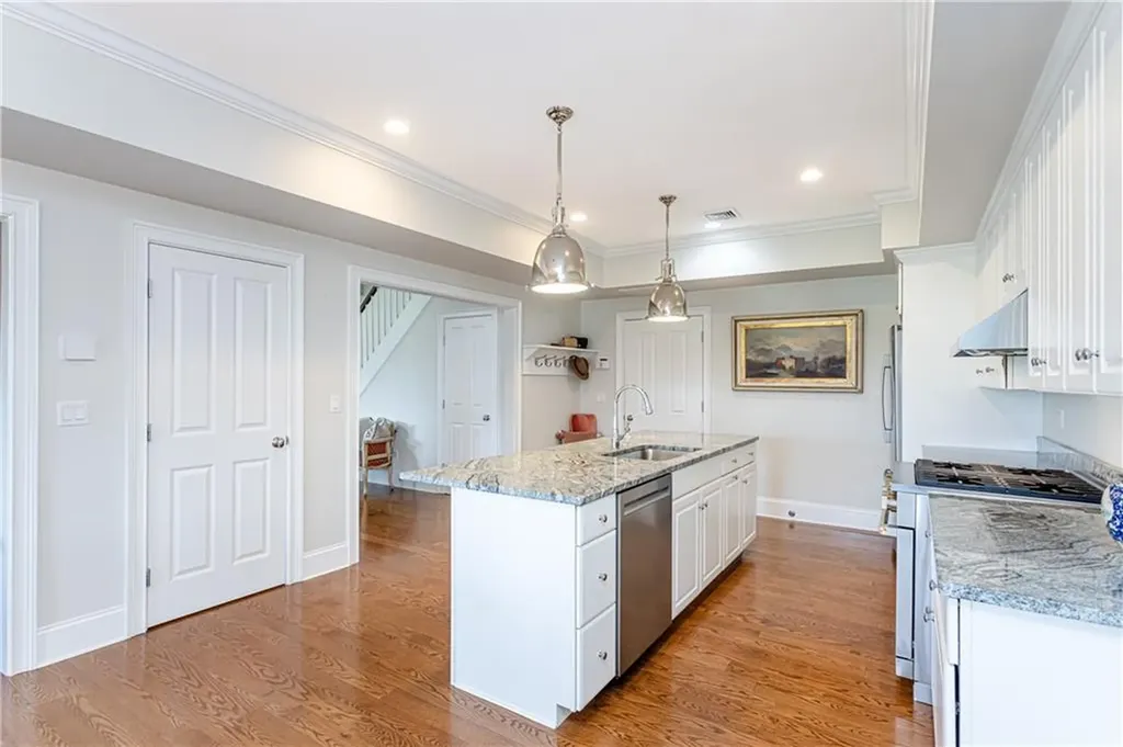 44 Wimbledon Circle Portsmouth RI 02871