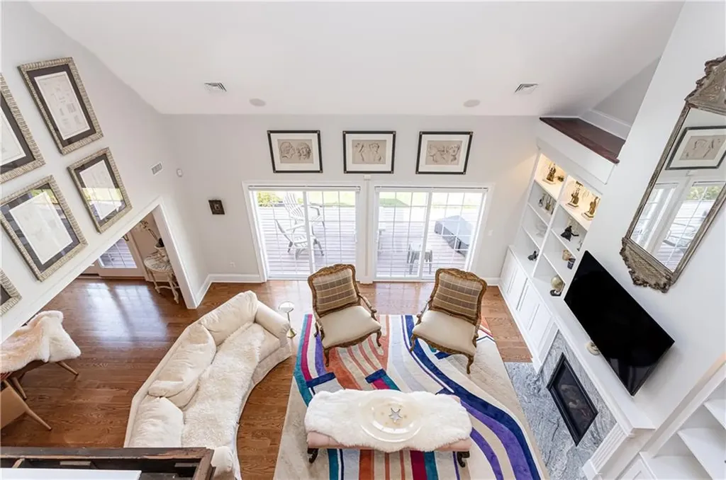 44 Wimbledon Circle Portsmouth RI 02871