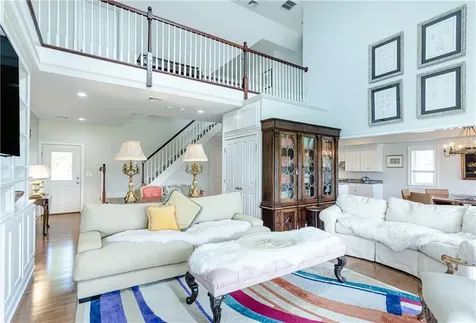 44 Wimbledon Circle Portsmouth RI 02871