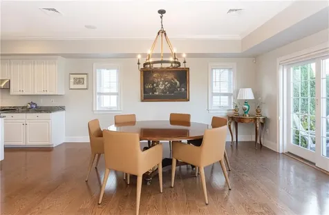 44 Wimbledon Circle Portsmouth RI 02871