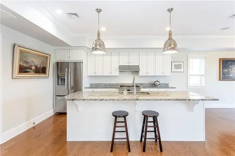 44 Wimbledon Circle Portsmouth RI 02871