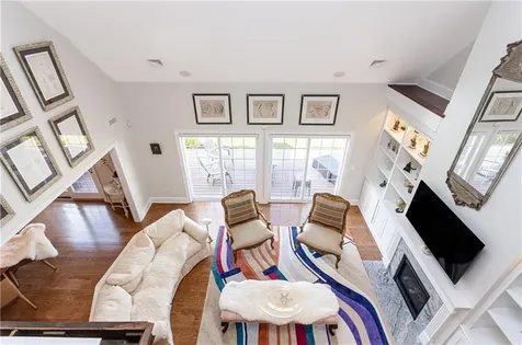 44 Wimbledon Circle Portsmouth RI 02871