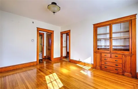 910 Hope Street Bristol RI 02809