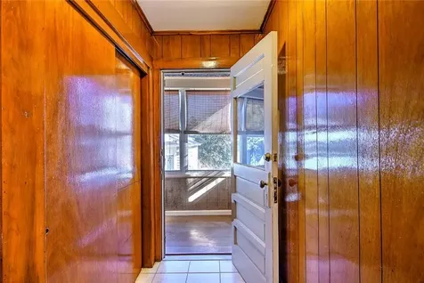 910 Hope Street Bristol RI 02809