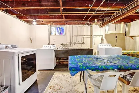 910 Hope Street Bristol RI 02809