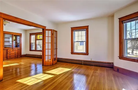 910 Hope Street Bristol RI 02809