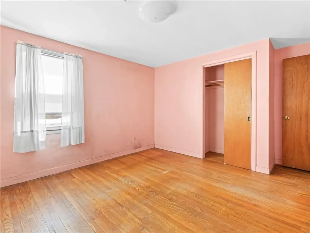 31 Archdale Drive Warwick RI 02889