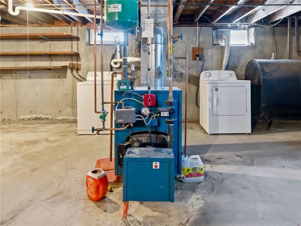 31 Archdale Drive Warwick RI 02889