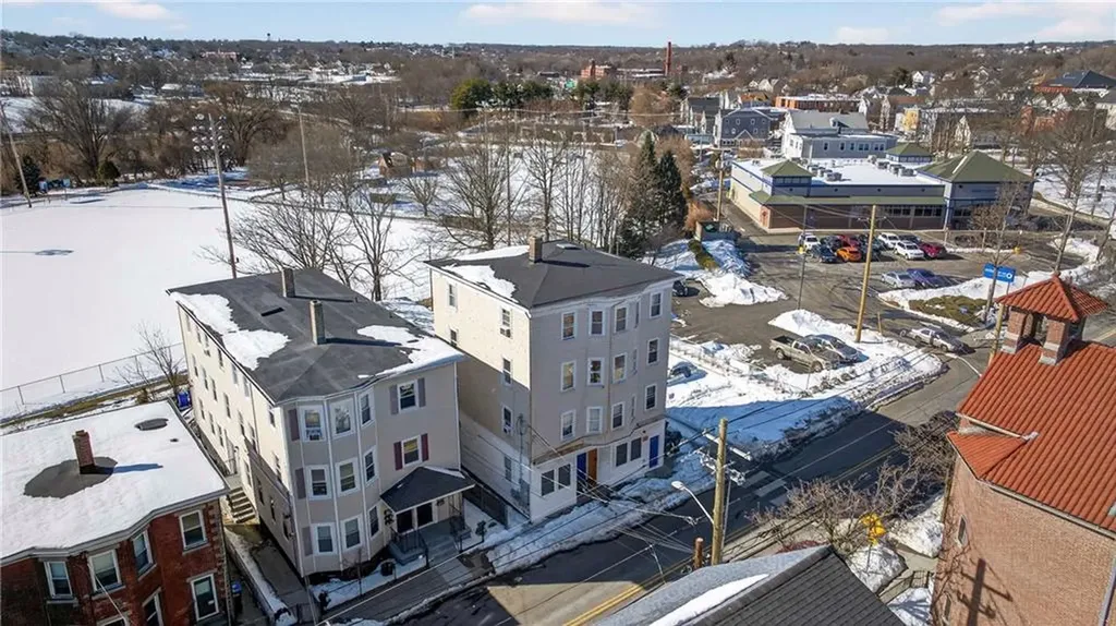 532 Charles Street Providence RI 02904