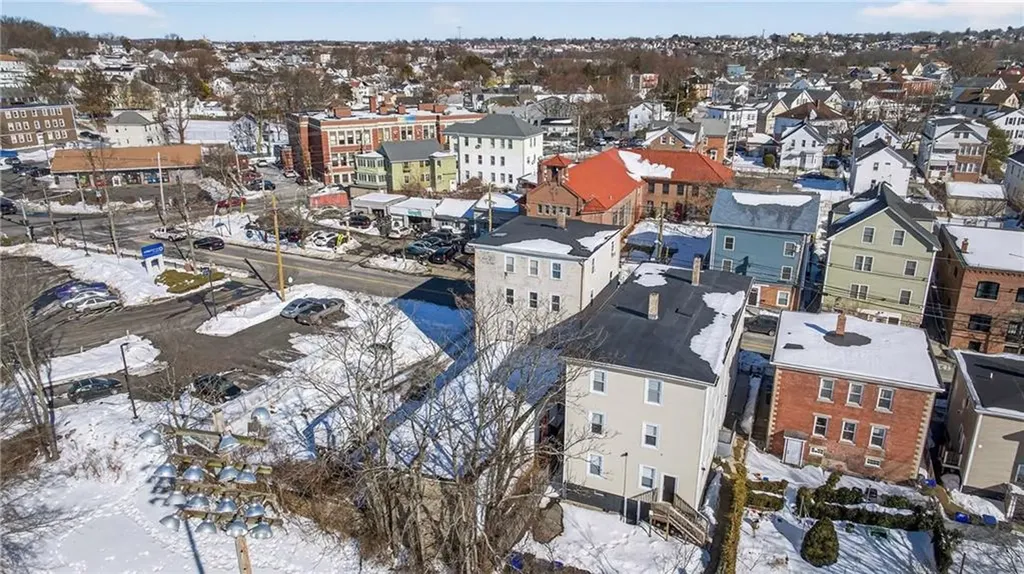 532 Charles Street Providence RI 02904