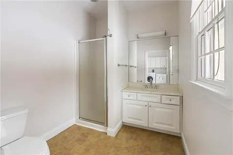 18 Peggy Lane Portsmouth RI 02871